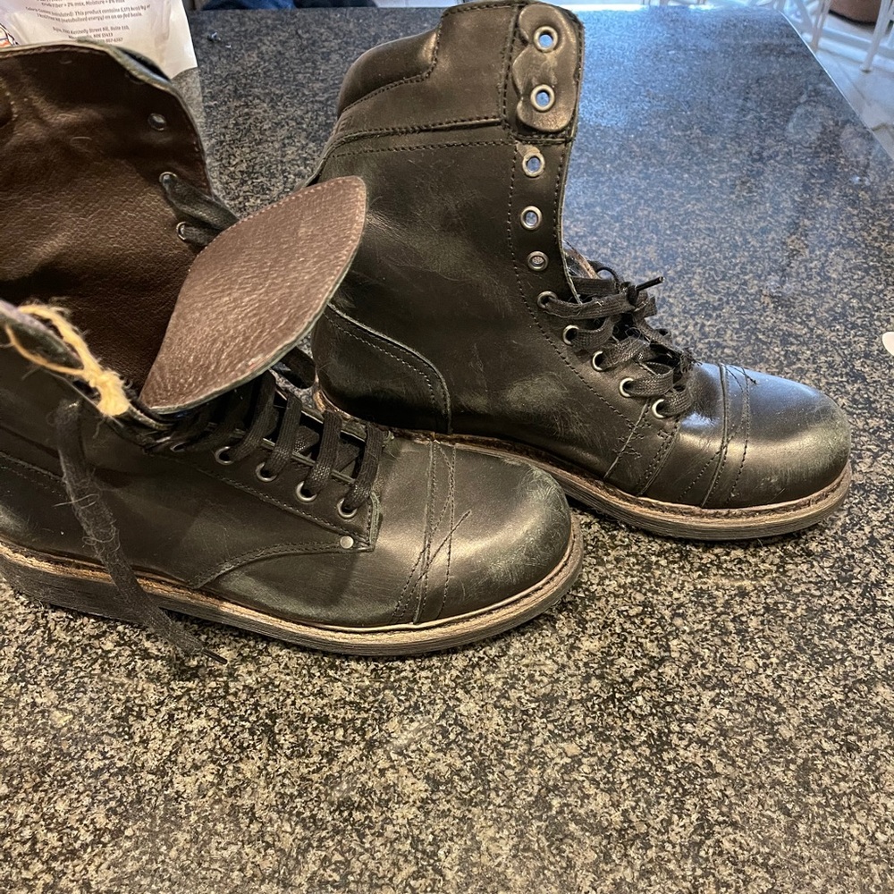 Men’s boots